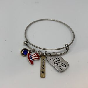 USA victory bracelet
